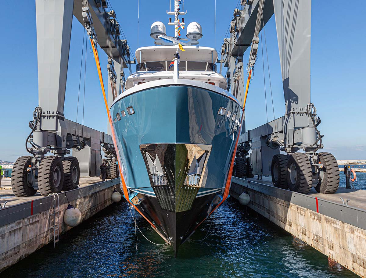 Darwin 106 by Cantiere delle Marche