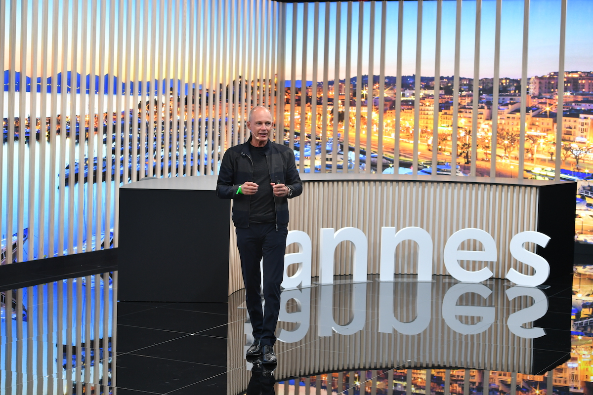 Mipim 2021, Conferences, Bertrand Piccard. Ph © Yann Coatsaliou - 360 Medias 