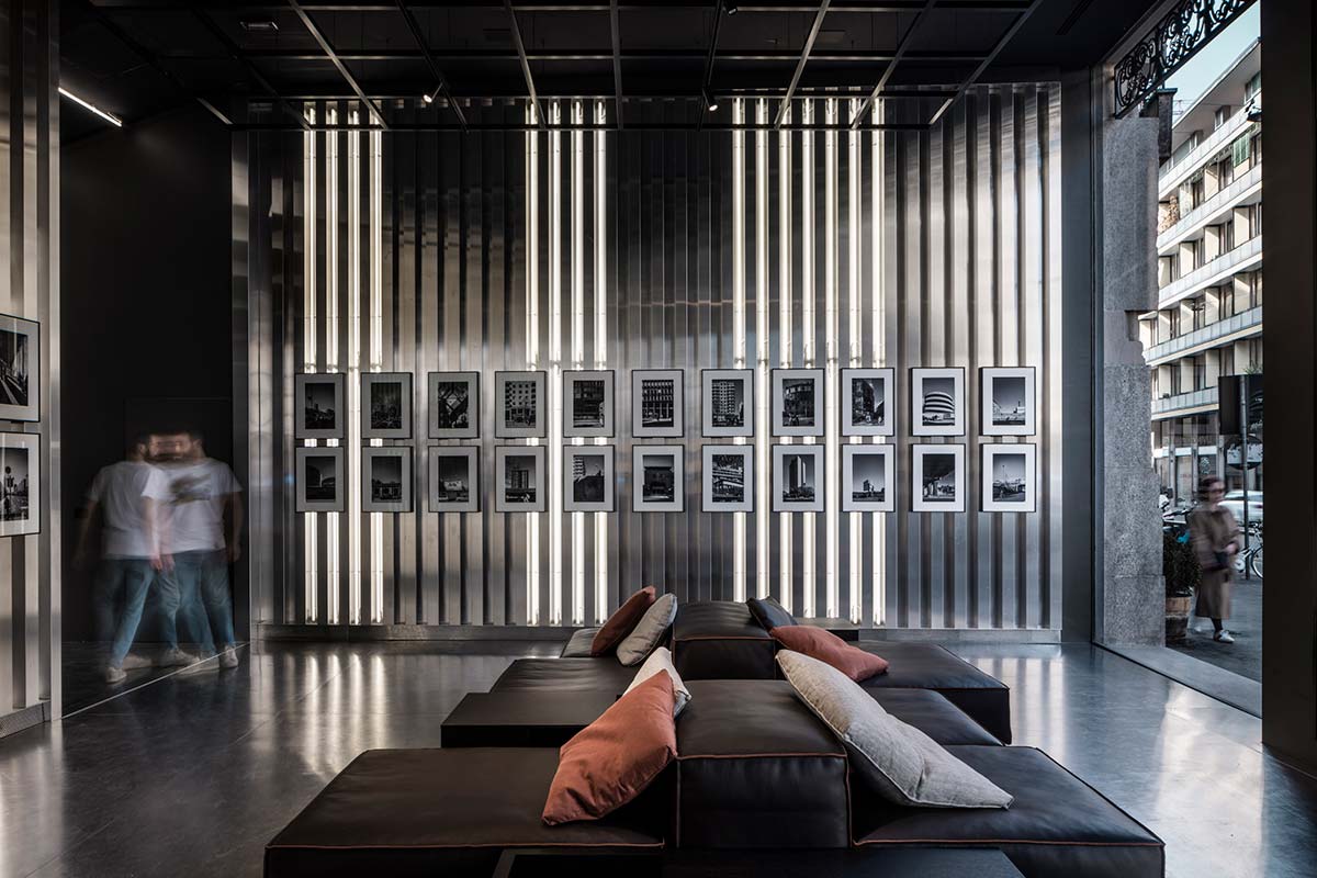 Living Divani Gallery, Milan