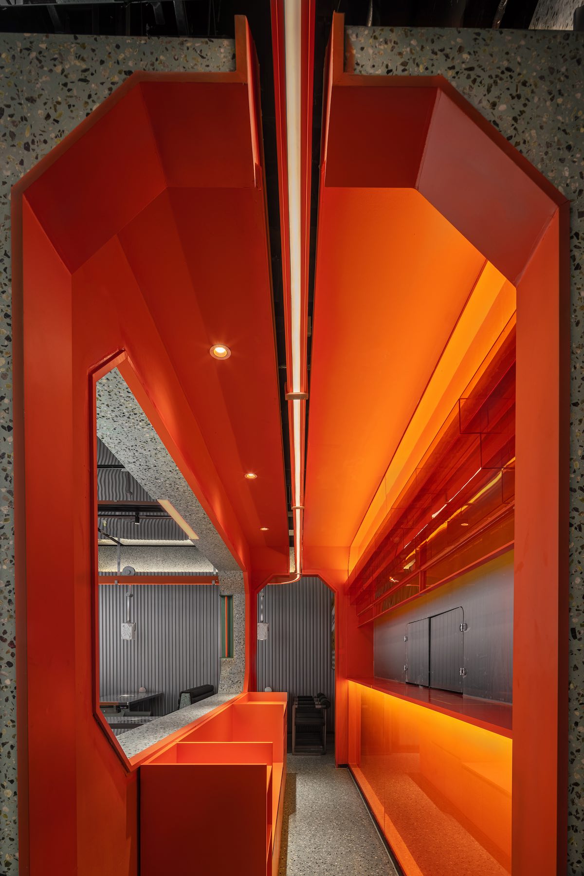 FAT & COI, Zhenzhou