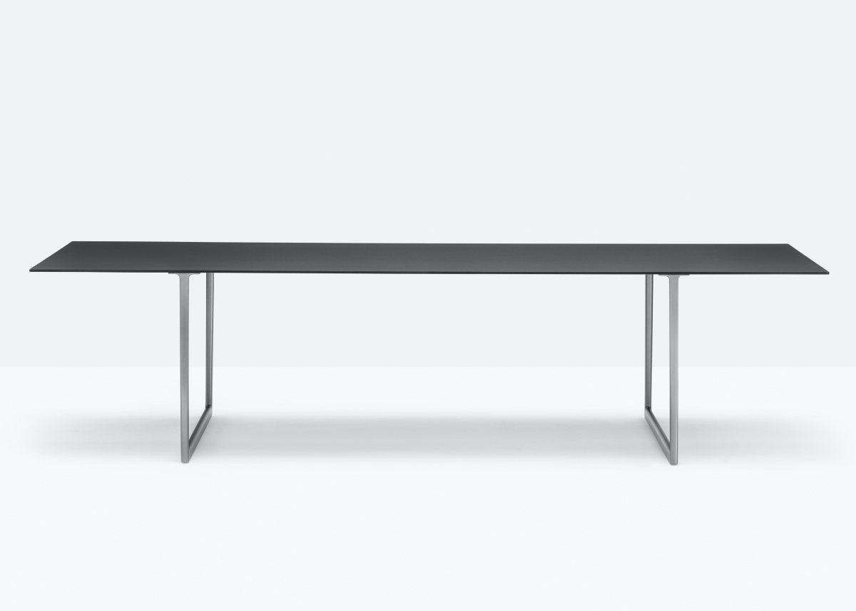 Toa by Pedrali, Design Robin Rizzini