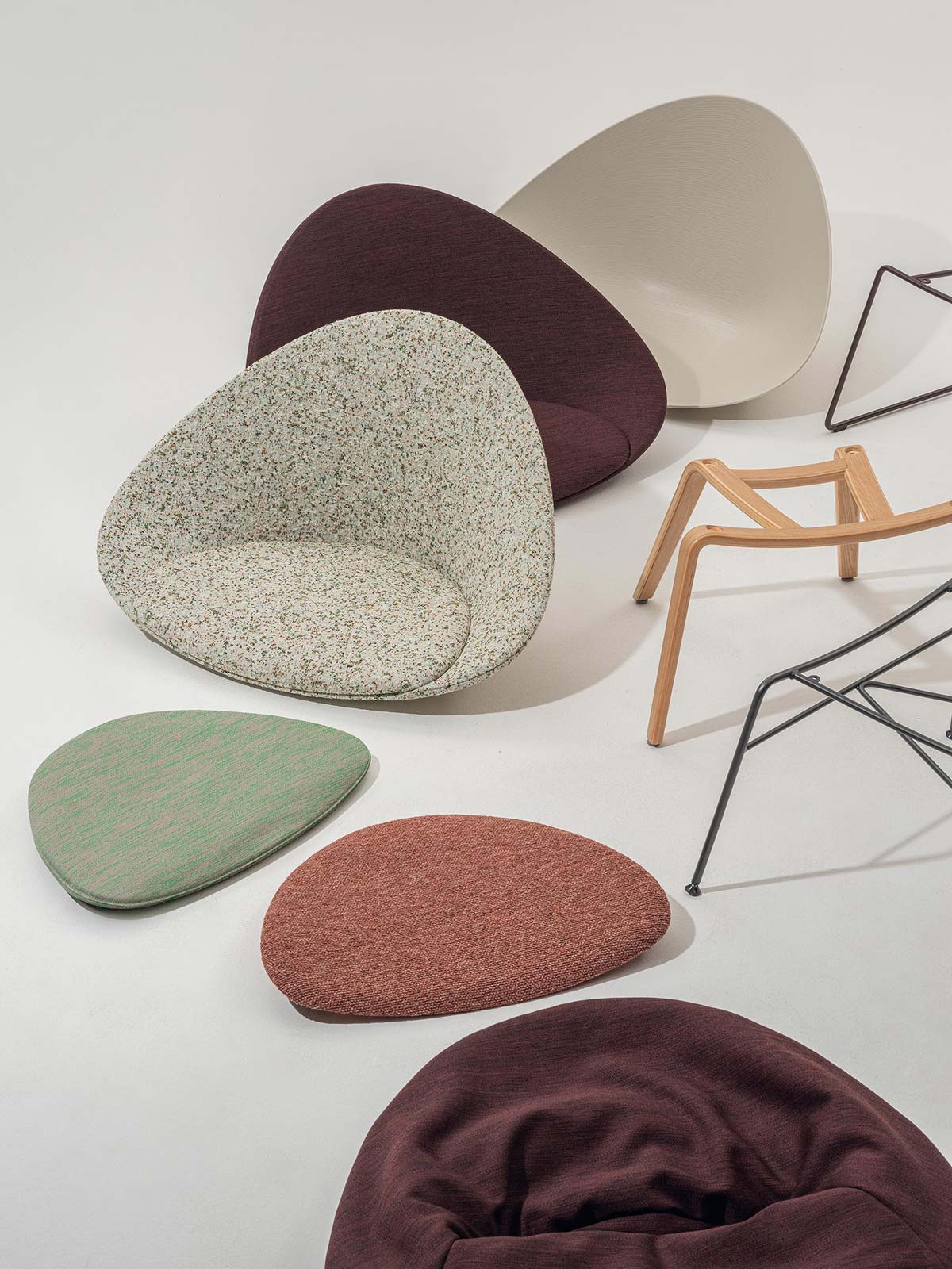 Adell by Arper, design Lievore + Altherr Désile Park