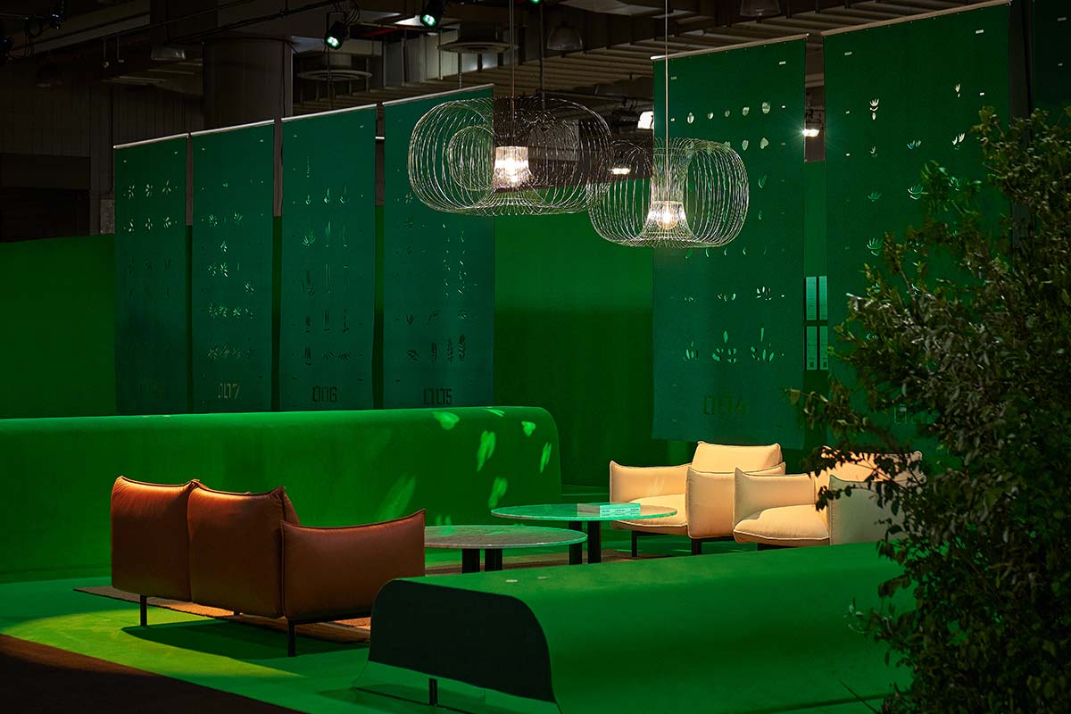 <p>Underwater adventures with your portable aquarium</p>
